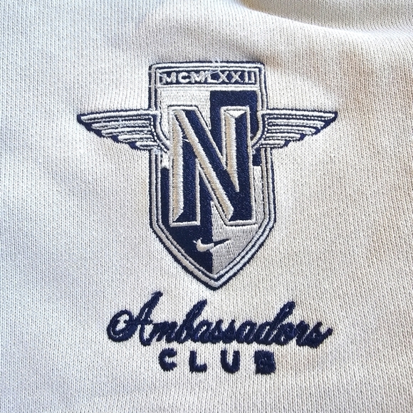 Nike Sportswear Rebellion Ambassadors Club Embroidered Sweatshirt Size M - Picture 10 of 16